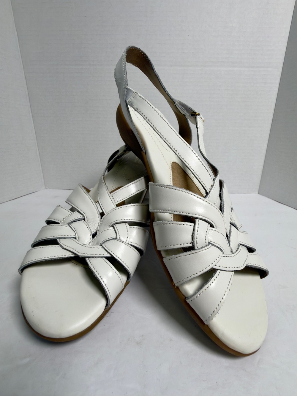 Naturalizer White Braided Slingback Sandals Sz 11